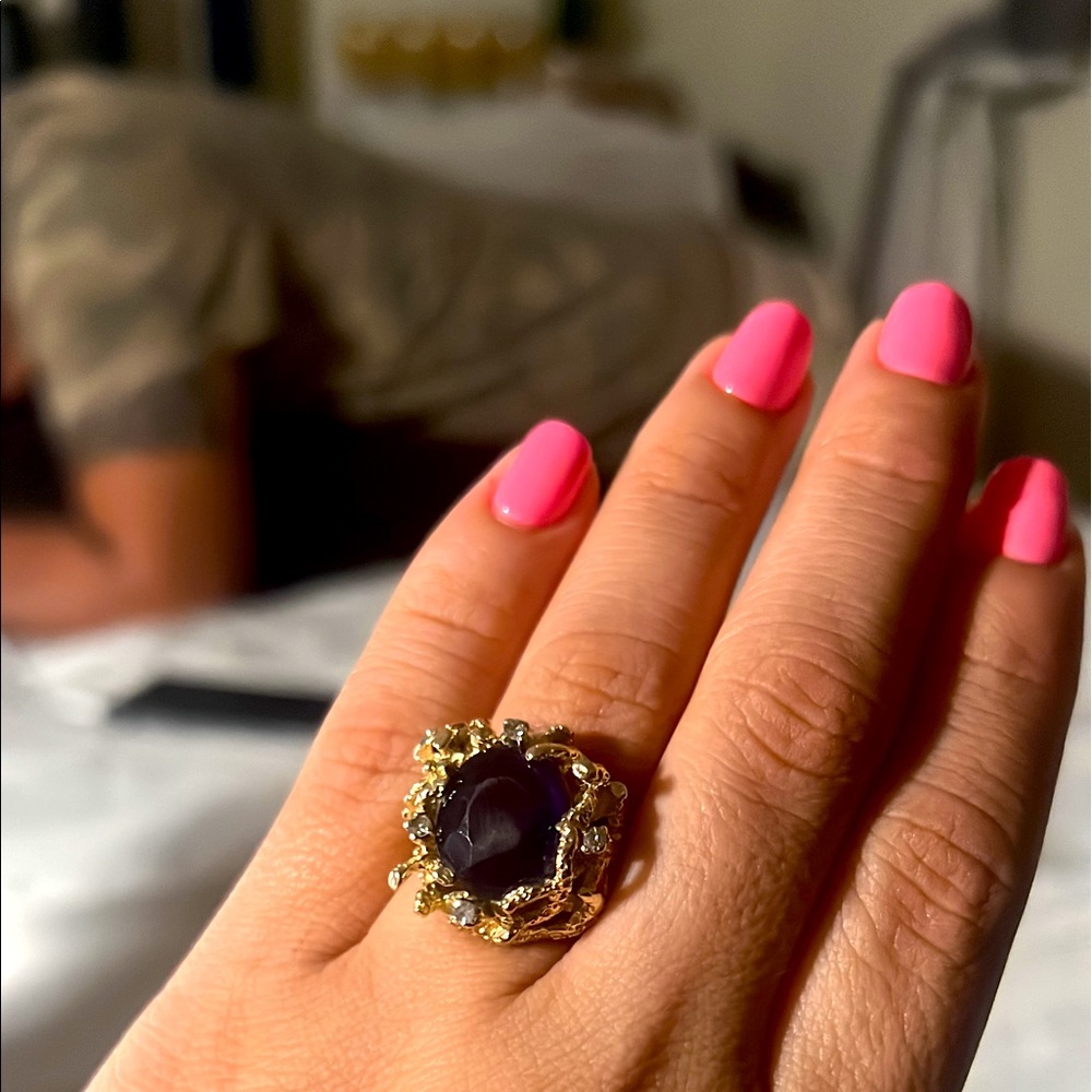 Vintage 14k Gold LARGE Amethyst Crystal with 4 Diamonds, Coral Textured Ring!